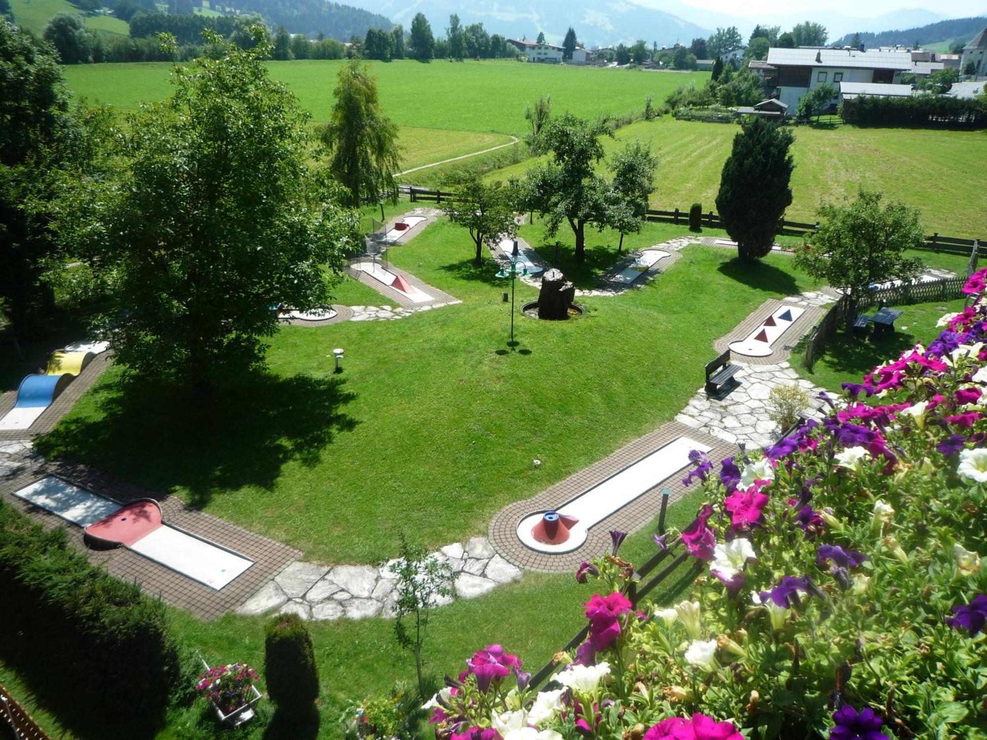 Hotel Neuwirt Кірхдорф-ін-Тіроль Екстер'єр фото